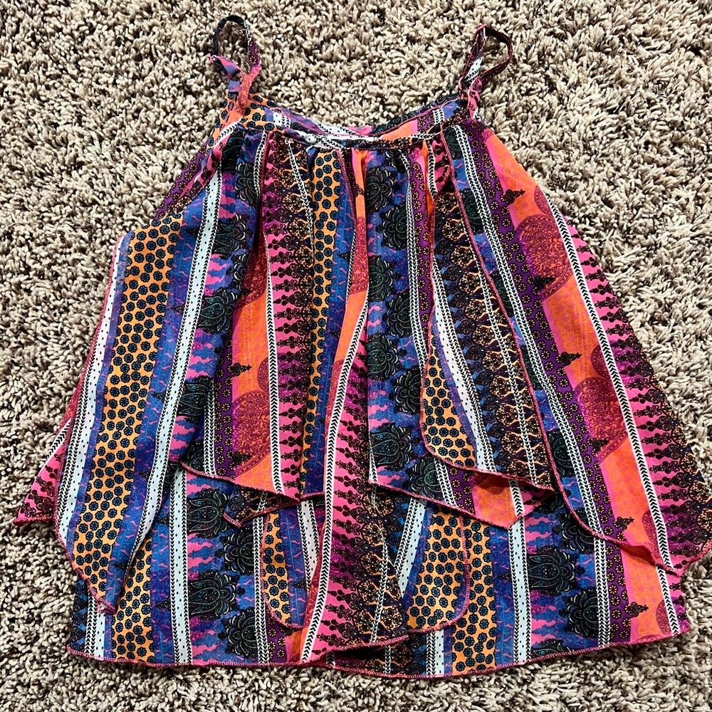 Girls flowing tank top.